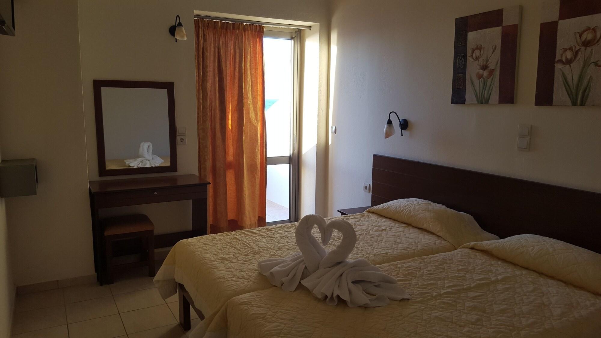 Blue Sky Hotel Apartments Rethymno Eksteriør bilde