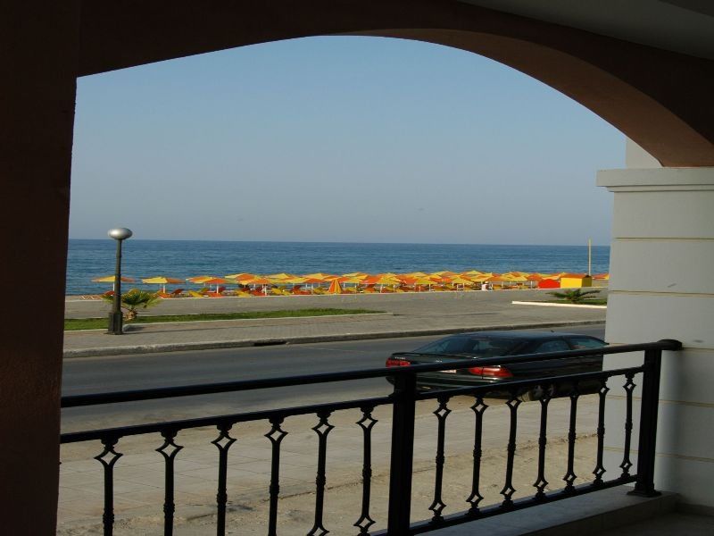 Blue Sky Hotel Apartments Rethymno Eksteriør bilde